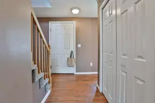 102 Ashmere Dr, Manchester, NH 03109 - Photo 13