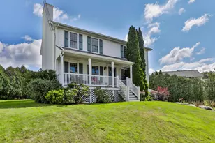 102 Ashmere Dr, Manchester, NH 03109 - Photo 3
