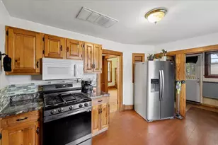 37 Laurel St, Newport, NH 03773 - Photo 17