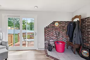 7 Hideaway Rd, Nashua, NH 03064 - Photo 15