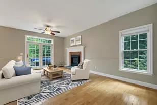2 Sinclair Dr, Exeter, NH 03833 - Photo 9