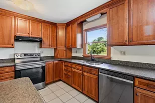18 Thompson Ln, Durham, NH 03824 - Photo 19