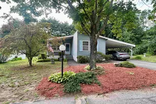 207 Donald Dr, Goffstown, NH 03045 - Photo 3