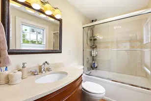 399 Ash St, Manchester, NH 03104 - Photo 27