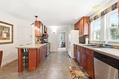 399 Ash Street, Manchester, NH 03104 - Photo 9