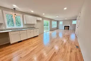 8-8 Coyote Ct, Barrington, NH 03825 - Photo 5