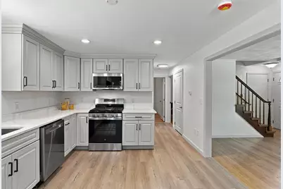 24 Julie Avenue, Salem, NH 03079 - Photo 5