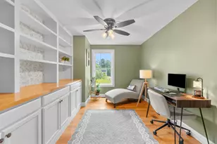 10 Meghan Dr, Sandown, NH 03873 - Photo 11