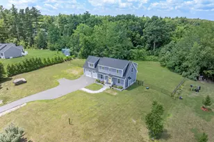 10 Meghan Dr, Sandown, NH 03873 - Photo 33
