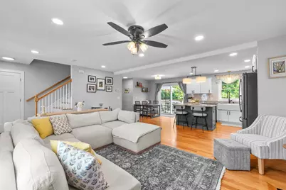 10 Meghan Drive, Sandown, NH 03873 - Photo 7