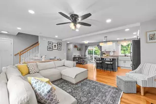 10 Meghan Dr, Sandown, NH 03873 - Photo 7