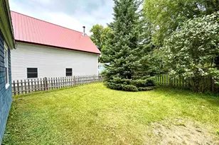 96 Middle St, Lancaster, NH 03584 - Photo 3