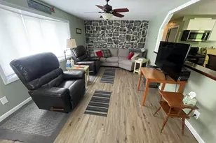 516 Old Glen Ave, Berlin, NH 03570 - Photo 5