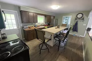 516 Old Glen Ave, Berlin, NH 03570 - Photo 9