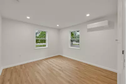71 Manchester Street, Nashua, NH 03064 - Photo 11