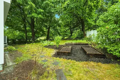 71 Manchester Street, Nashua, NH 03064 - Photo 23