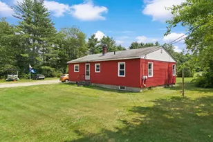 194 Parker Rd, New Boston, NH 03070 - Photo 3