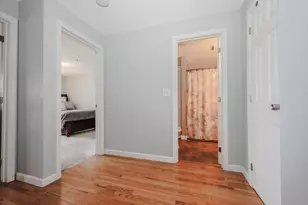 910 Elmwood Dr, Hudson, NH 03051 - Photo 17