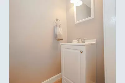 910 Elmwood Drive, Hudson, NH 03051 - Photo 13