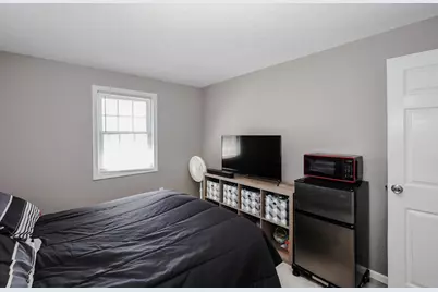 910 Elmwood Drive, Hudson, NH 03051 - Photo 23