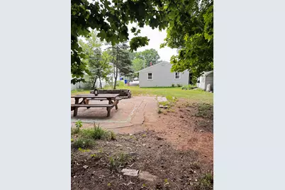 542 Merrimack Street, Manchester, NH 03103 - Photo 3
