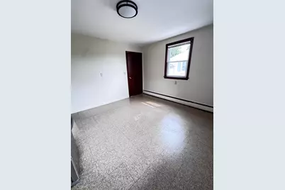 542 Merrimack Street, Manchester, NH 03103 - Photo 9