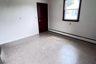 542 Merrimack St, Manchester, NH 03103 - Photo 9