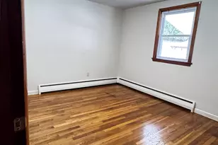 542 Merrimack St, Manchester, NH 03103 - Photo 15