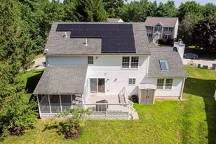 11 Wintergreen Dr, Merrimack, NH 03054 - Photo 9