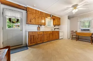 17 Waters Edge Rd, Swanzey, NH 03431 - Photo 7