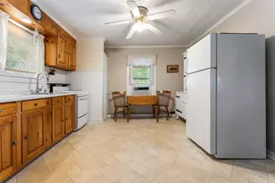 17 Waters Edge Rd, Swanzey, NH 03431 - Photo 5