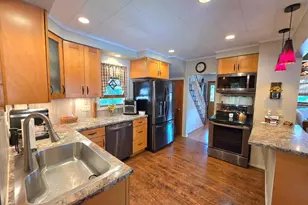 181 Denmark St, Berlin, NH 03570 - Photo 5