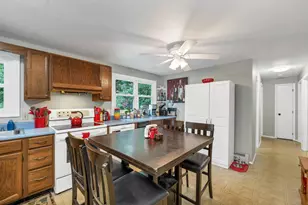31 Riverlawn Ave, Rochester, NH 03868 - Photo 21