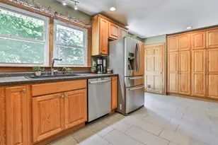 61 Knollcrest Rd, Goffstown, NH 03045 - Photo 17