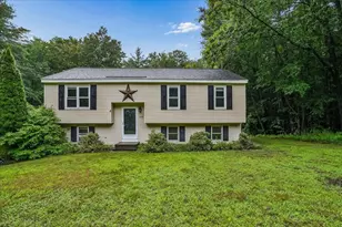 329 Whittier Dr, Fremont, NH 03044 - Photo 3