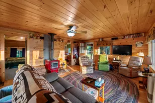 42 Mountain View Rd, Stewartstown, NH 03576 - Photo 9