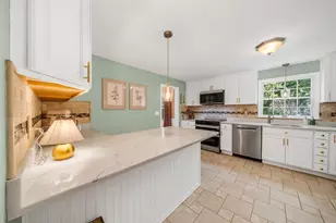 49 Hampton Falls Rd, Exeter, NH 03833 - Photo 7