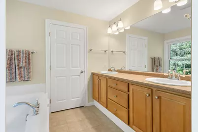 10 Cortland Avenue, Stratham, NH 03885 - Photo 31