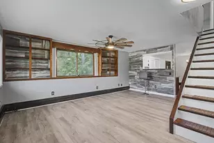 28 Chandler Ave, Plaistow, NH 03865 - Photo 3