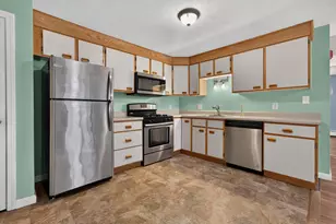 5 Knights Bridge Dr, Nashua, NH 03063 - Photo 9