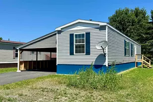 28 Pine St, Colebrook, NH 03576 - Photo 3
