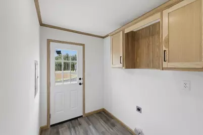 4 Wentworth Avenue, Tilton, NH 03276 - Photo 23