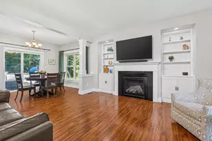 33 Cardinal Dr, Dover, NH 03820 - Photo 5
