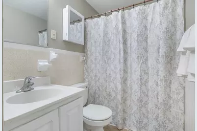 31 Andrew Street #29, Manchester, NH 03104 - Photo 15