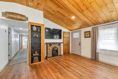 28 Mount Vernon Street, Farmington, NH 03835 - Photo 11