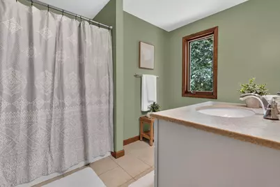 8 Seasons Lane, Londonderry, NH 03053 - Photo 29