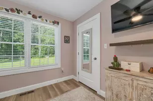 16 Regency Ct, Rochester, NH 03867 - Photo 37
