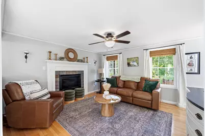 16 Crestwood Drive, Hudson, NH 03051 - Photo 11