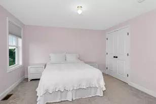 124 Thistlewood Dr, Pelham, NH 03076 - Photo 25