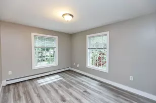 14 Governors Dr, Raymond, NH 03077 - Photo 11